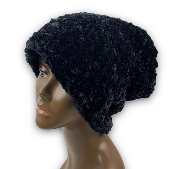 Hand made crochet black velour oversized beanie winter hat - Picture 3 of 12